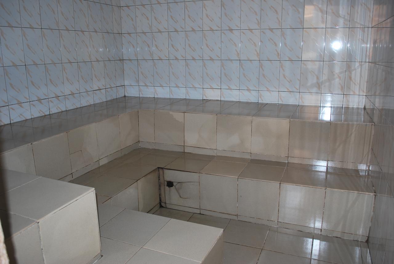 Cepha'S Inn Kabale Buitenkant foto
