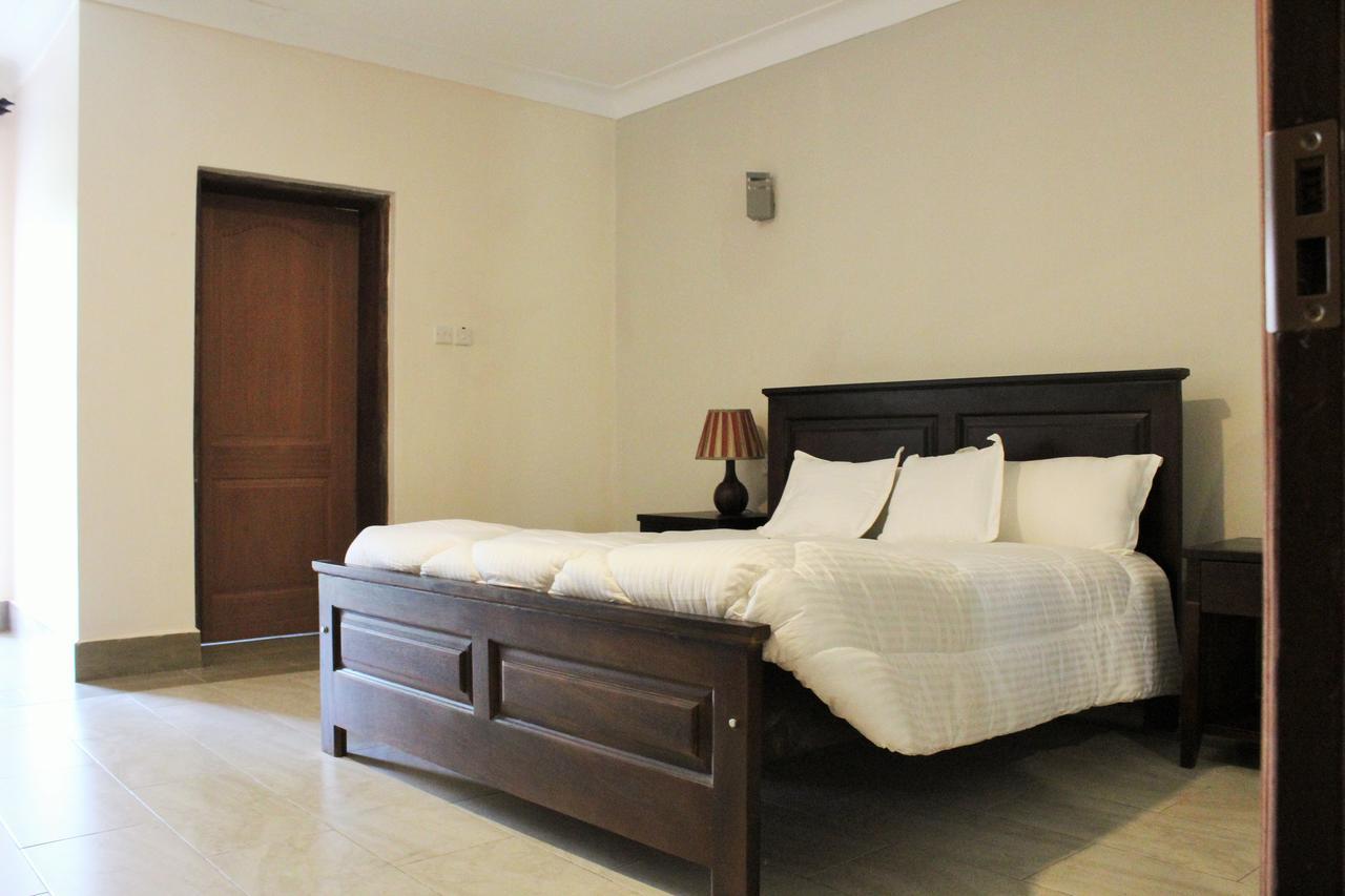 Cepha'S Inn Kabale Buitenkant foto
